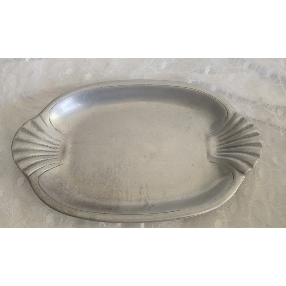 The Wilton Co RWP Vintage Scallop Sea Shell Handles Pewter Tray Oval Dish 10.5 "
